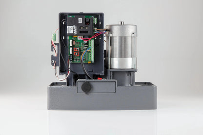 Italian-made automatic gate motor with control board and wiring for swing or sliding gate automation in Qatar
