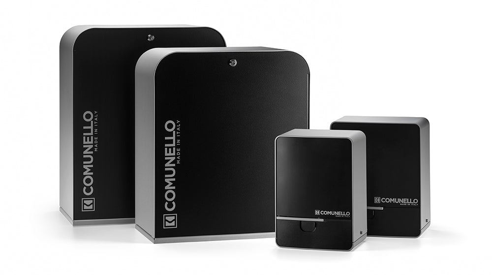 The Comunello Fort 2500 is a heavy-duty electromechanical sliding gate motor engineered for industrial applications, capable of automating gates weighing up to 2,500 kg. It is available in both 230V and 380V versions, offering flexibility for various installation requirements.